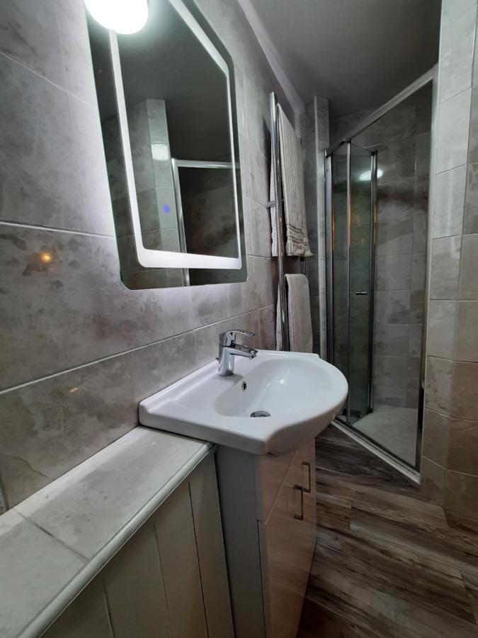 Highlander House Boutique Hotel Ротсей Экстерьер фото